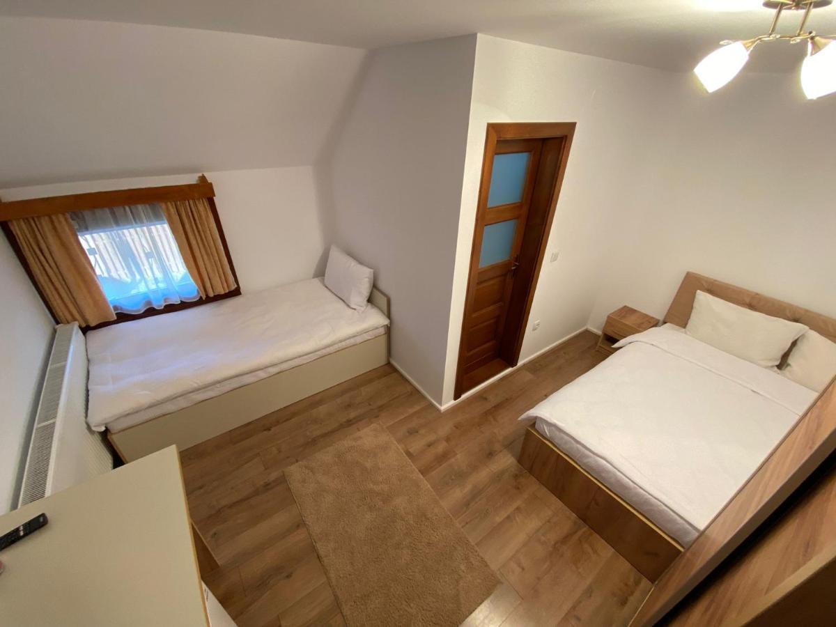 Casa Mocanu Sarmas Esterno foto